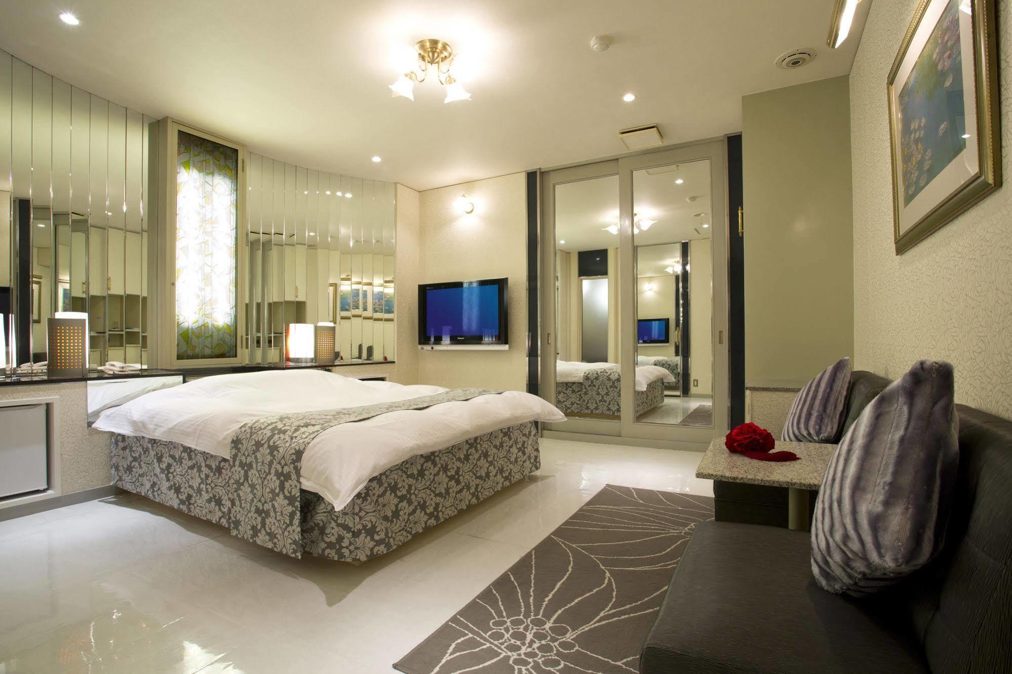 Hotel Casablanca (Adults Only) Οσάκα Εξωτερικό φωτογραφία